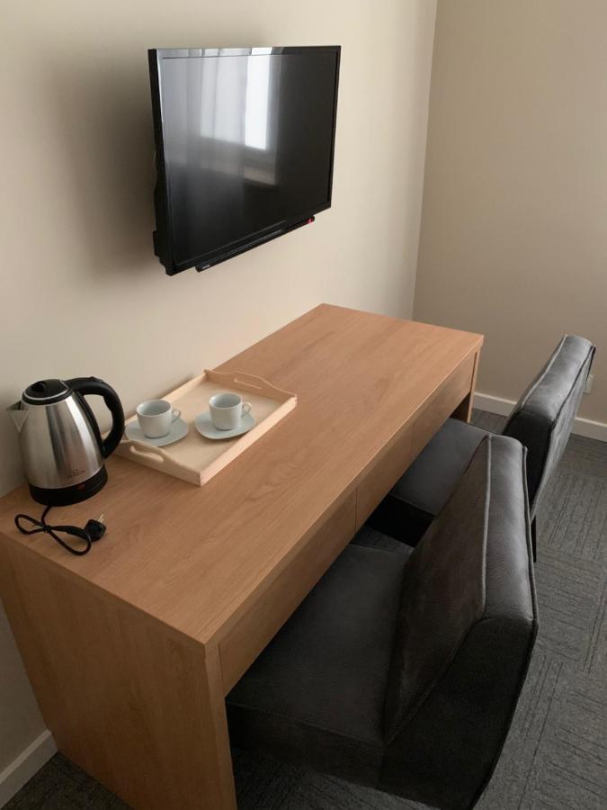 Vesna Rooms Mtp Познань Экстерьер фото