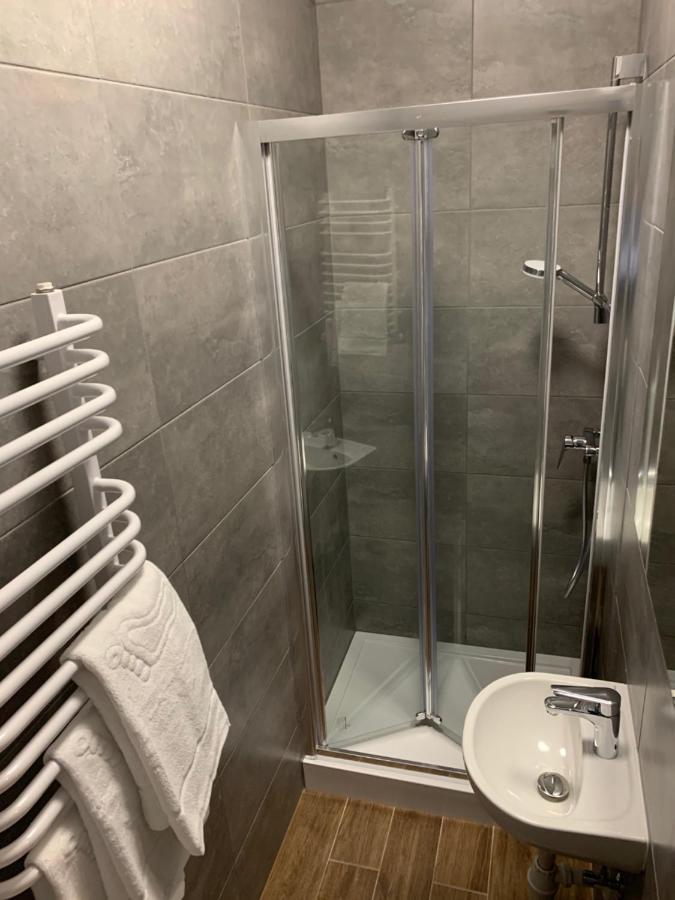 Vesna Rooms Mtp Познань Экстерьер фото